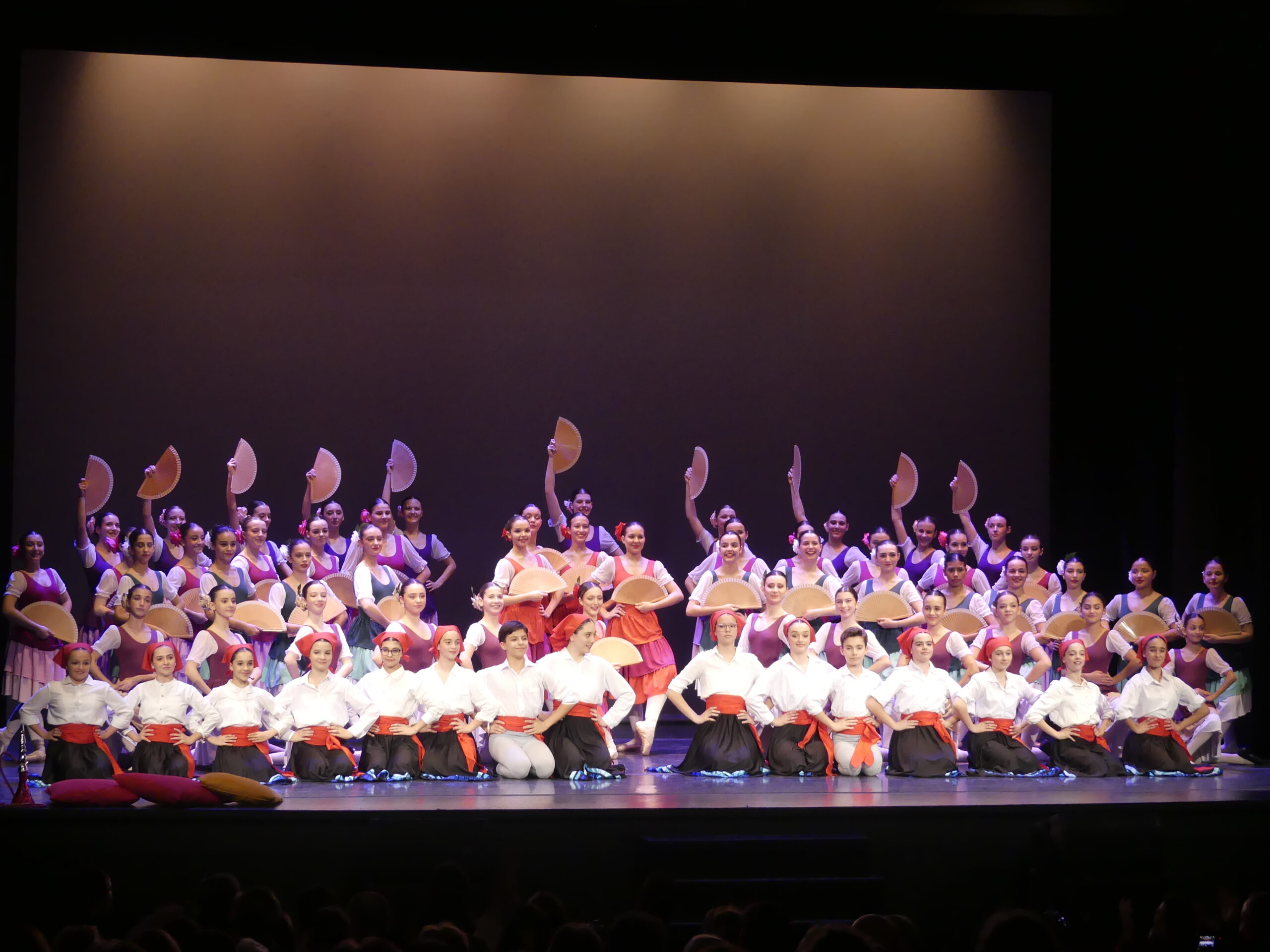 Gala de Navidad del curso 2023-2024 – «Suite del ballet Don Quijote» y «El jardín animado del ballet El Corsario»